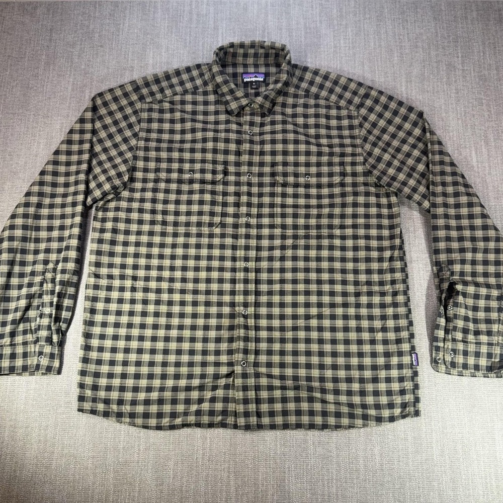 Patagonia Shirt Mens XL Black Plaid Snap Front Long Sleeve Hiking Outdoor